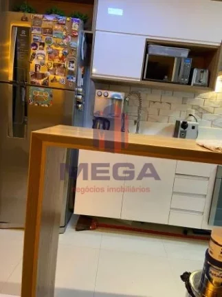 Imagem Vendo apartamento 60m2, 2 quartos, sendo 1 suíte, móveis em laca fosca, todo com móveis sob medid...