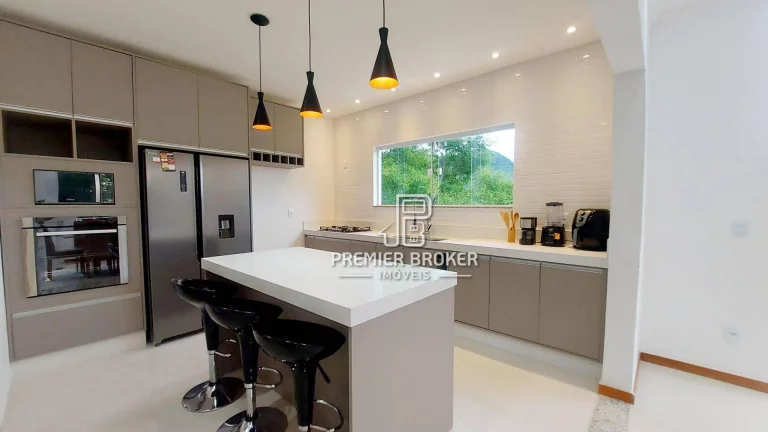 Imagem Casa à venda, 223 m² por R$ 1.400.000,00 - Albuquerque - Teresópolis/RJ