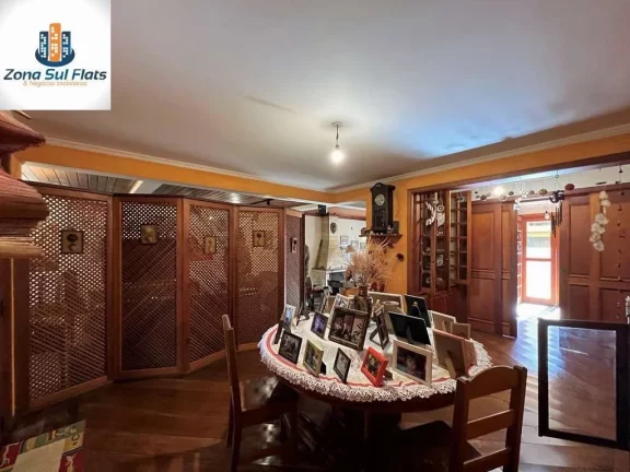 Imagem Casa Alto Padrão à Venda Na Granja Viana em Condomínio Fechado
