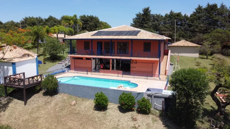 Imagem Chácara de 20.000 m² no PARQUE DA FAZENDA em Jundiaí-SP, com 3 quartos, 3 suítes, 5 salas, 4 vagas e 785m² construção. Venha conhecer!