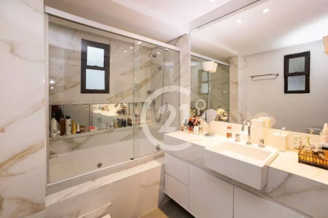 Imagem Itaim nobre, reformado, 4 suítes