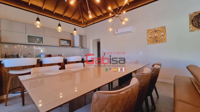 Imagem Casa com 4 dormitórios à venda, 270 m² por R$ 4.200.000,00 - Marina - Armação dos Búzios/RJ