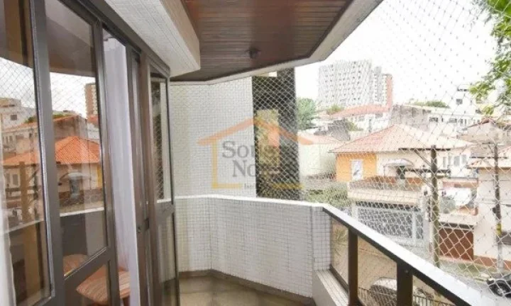 Imagem Apartamento com 3 dormitórios, sendo 1 suíte, totalizando 4 banheiros. Possui 150 m² de área, lo...
