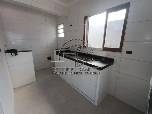 Imagem Espaçosa Casa 2 Quartos para Locação na Vila Sônia, Praia Grande