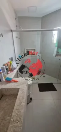 Imagem Sobrado espaçoso e totalmente reformado com 3 suítes e 5 vagas á venda no bairro Rudge Ramos, São bernardo do Campo