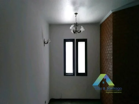 Imagem DIADEMA Sobrado 184M², 3 dormitórios, 1 suíte, 2 vagas, ótima localização e valor !!!!