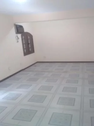 Imagem CASA À VENDA NO CENTRO DA CIDADE, MACAÉ/RJ.