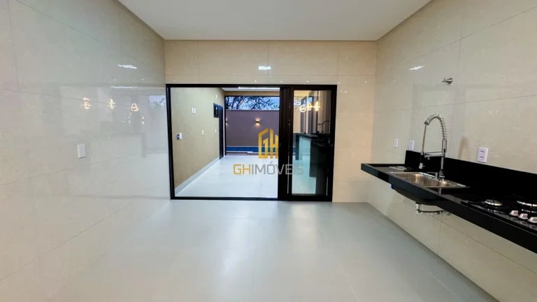 Imagem CA1593Belíssima casa de alto padrão com 4 quartos sendo 2 suítes A casa possui - 4 suítes, sendo...