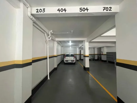 Imagem Apartamento Mobiliado com 1 dormitórios sendo 1 vagas de garagem em Balneário Camboriú