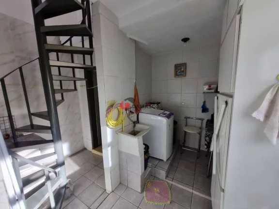 Imagem Sobrado à venda 2 Quartos, 1 Vaga, 117M², São José, São Caetano do Sul - SP