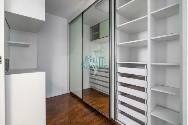 Imagem Apartamento à Venda em Vila Nova Conceição - São Paulo/SP.