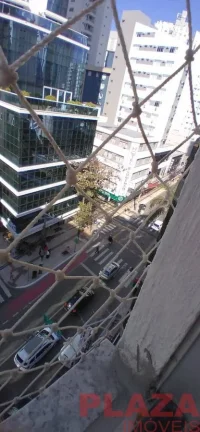 Imagem Amplo Apartamento com 2 Sacadas, 3 Quartos e Churrasqueira a Gás no Centro de Balneário Camboriú