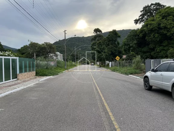 Imagem Casa / Sobrado para Venda em Florianópolis / SC no bairro São João do Rio Vermelho