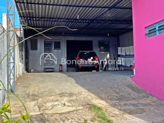 Imagem Excelente oportunidade de galpão comercial e loja à venda na Rua Vital Brasil, em frente à Praça...