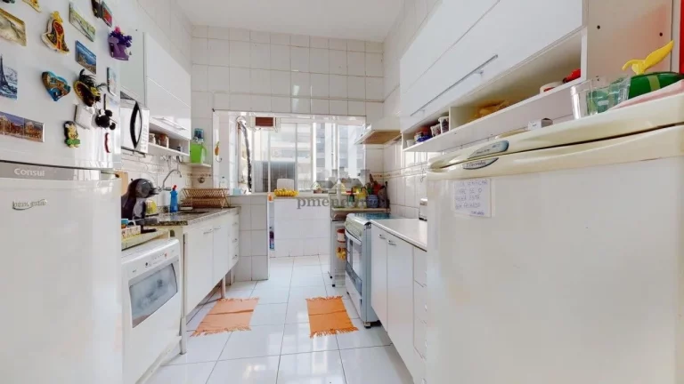 Imagem Apartamento à venda na Conselheiro Brotero com 4 quartos sendo 1 suite e 1 vaga, 197m²