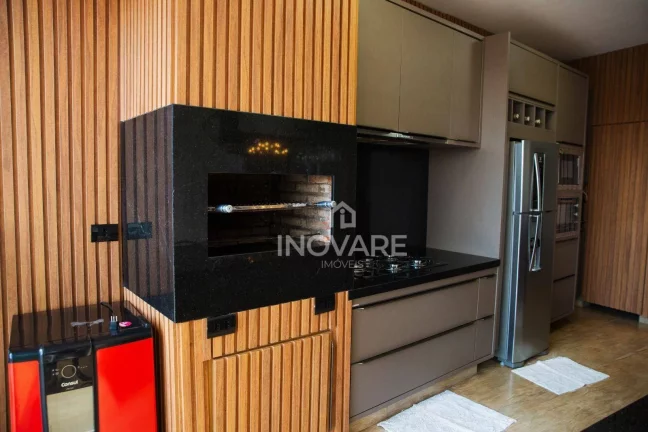 Imagem Casa com 3 dormitórios à venda, 220 m² por R$ 730.000,00 - Karfan - Itumbiara/GO