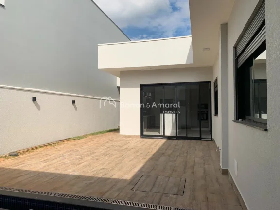 Imagem Encante-se com esta casa contemporânea, projetada para oferecer conforto, sofisticação e praticid...