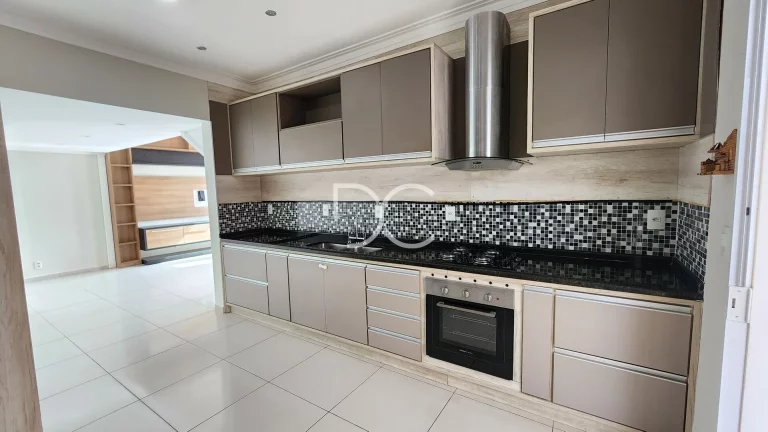 Imagem Condomínio Portobello - Venda Casa Térrea | AC 147,28m² | AT 250m² | 3 Dorm | 1 Suíte | 3 Ban | 4 vagas