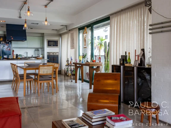 Imagem Vila Nova Conceição Venda - 2 Suítes - 3 Vagas - 348m²
