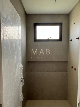 Imagem Imperdível oportunidade: Casa à venda em Florianópolis-SC, Campeche. 3 quartos, 1 suíte, 2 salas, 2 banheiros, 1 vaga, 150m² área.