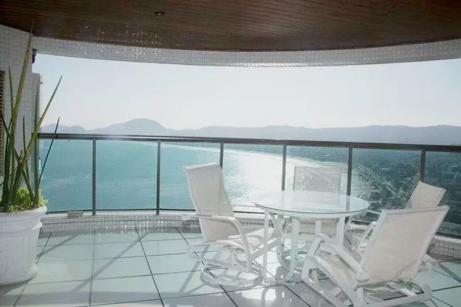 Imagem A Melhor Cobertura da Praia da Enseada, Condomínio um Verdadeiro Resort, Vista Deslumbrante ao Mar, Piscina Privativa,3 garagens