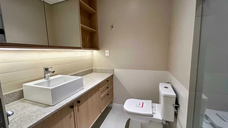 Imagem Duplex mobiliado com 3 dormitórios sendo 1 suíte e 2 vagas, 100m da praia de Gravatá Navegantes/SC