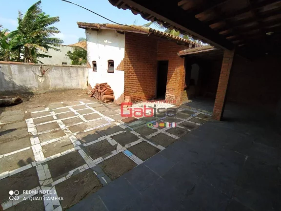 Imagem Casa com 3 dormitórios à venda, 417 m² por R$ 740.000,00 - Foguete - Cabo Frio/RJ