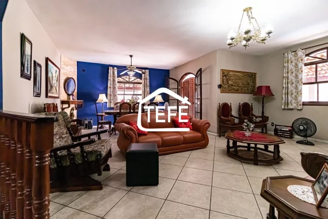 Imagem Casa com INFRA COMPLETA - 5 DORMITÓRIOS - À venda por R$ 1.270.000,00 - BOSQUE DOS ESQUILOS - Anil, RJ