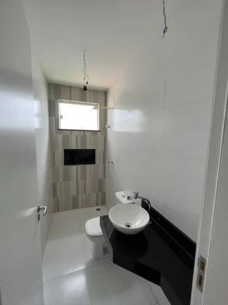 Imagem Casa à venda no Cond. Terras Alphaville 1 com 3/4, Área de Lazer e 4 Vagas de Garagem