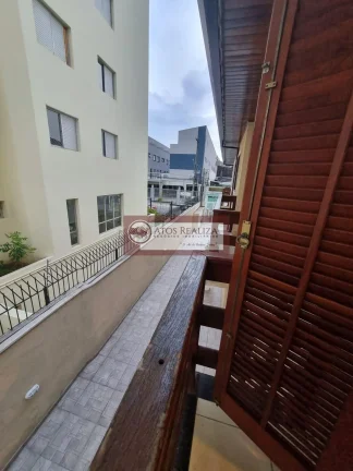 Imagem Oportunidade Exclusiva no Campo Grande a Venda. Vendo Sobrado em Condomínio fechado na Sabará região de campo grande, São 3 Dormitórios, sendo 1 Suíte, todos com Armários, cozinha planejada, 2 vagas fixas subterrâneas, Churrasqueira e Quintal. Valor de Su