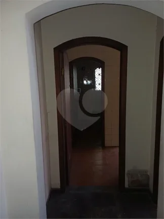 Imagem Sobrado à venda ou para alugar com 5 quartos, sendo 1 suíte, em Alto de Pinheiros, São Paulo - SP