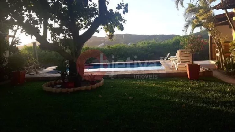 Imagem Casa com 2 dormitórios à venda, 70 m² por R$ 370.000,00 - Ogiva - Cabo Frio/RJ