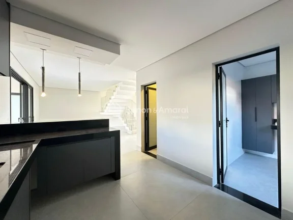 Imagem Se você está em busca do lar dos seus sonhos, acaba de encontrar. Esta casa recém construída no ...