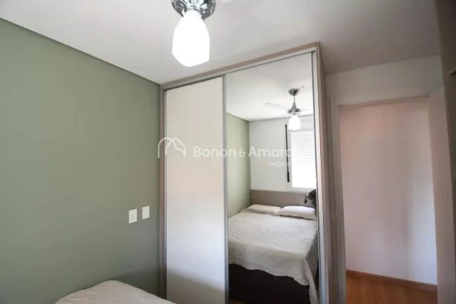 Imagem Localizado no charmoso bairro do Taquaral, este apartamento oferece uma combinação perfeita de con...