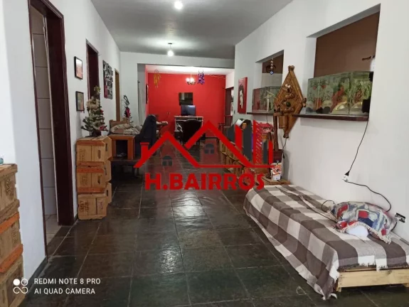 Imagem Casa 02 Dormitórios com Ponto Comercial à Venda em São Sebastião - SP