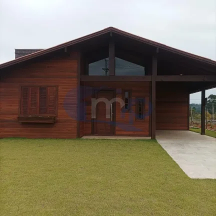 Casa a venda com 2 dormitorios no Loteamento Pedro Bez Machado em Torres/RS