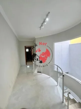 Imagem Lindo sobrado à venda localizado no Parque das Nações, Santo André com 3 suítes, 4 vagas, 210 m².