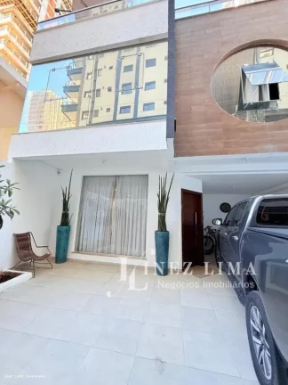Imagem Casa Alto Padrão para Temporada em Porto Belo, pereque, 5 dormitórios, 4 suítes, 5 banheiros, 2 vagas