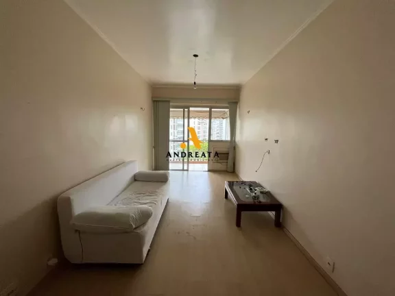 Imagem Flamengo - Rua Oswaldo Cruz - Vendo ótimo apartamento de Sala/Quarto com 64m² - armários - Infraestrutura - 1 vaga - R$900.00,00