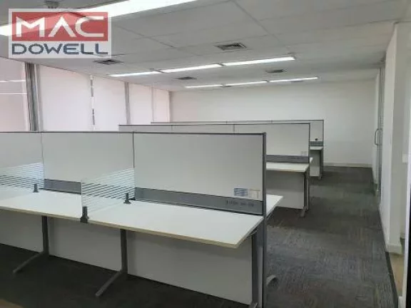 Imagem Sala comercial de 219 m² / 4° Andar - Av. Rio Branco - Centro