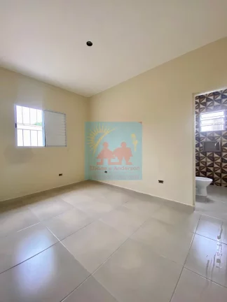Imagem Oportunidade Única! Imóvel Lado Praia em Itanhaém com 2 Quartos, Sendo uma Suíte e Espaço para Construir uma Piscina