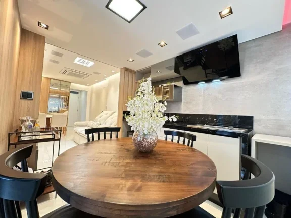Imagem Apartamento de 2 quartos com suíte e 2 vagas de garagem no Caminho das Árvores, Salvador-BA: o seu novo lar aguarda por você! Salvador Prime.