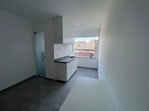 Imagem Studio mobiliado e planejado para locação no Centro de Barbacena – 4º andar