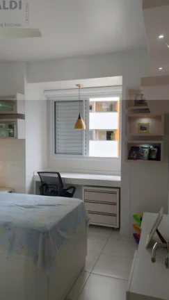 Imagem Apartamento 3 Dormitórios suíte à venda e Criciúma, duas vagas de garagem