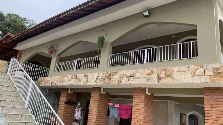 Imagem Chácara Santa Isabel - 1.000M², Aceita Permuta Apartamento Zona Oeste/SP, 3 Dorms, 3 Suítes, 4 Vagas, Churrasqueira, Piscina, Campo de Futebol.