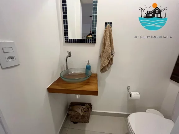 Imagem Casa em Juquehy para alugar - condomínio fechado com 5 suítes, 3 vagas, 100m da praia - Acomodação máx. 12 pessoas | Juquehy Imobiliária.