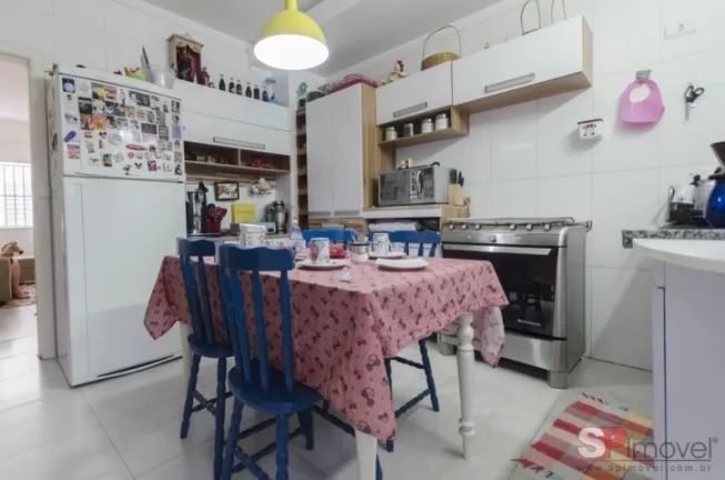 Imagem LINDO SOBRADO EM CONDOMÍNIO FECHADO PARA VENDA NO IMIRIM