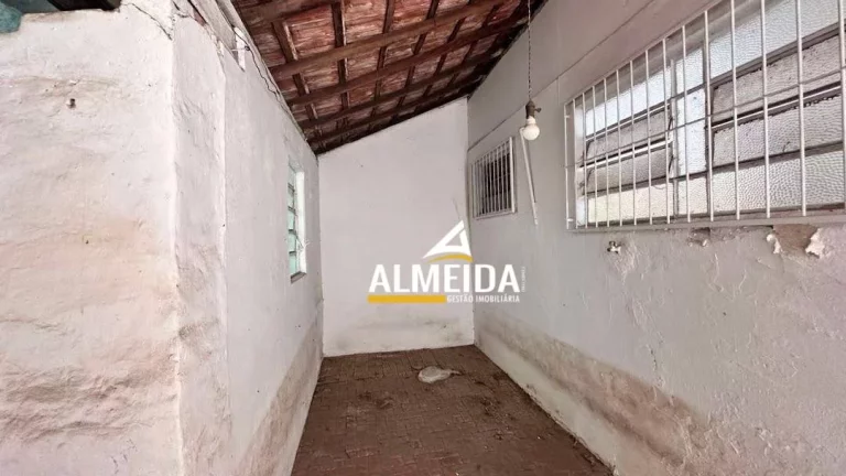 Imagem Casa com 2 dormitórios à venda, 113 m² por R$ 220.000,00 - Vila Aparecida - Rio Claro/SP