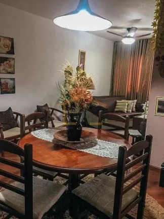 Imagem Apartamento com 2 dormitórios e 60 m² de área útil. Sala dois ambientes, cozinha com armários, ...