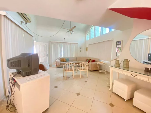 Imagem Casa com 3 dormitórios à venda, 200 m por R$ 2.700.000,00 - Riviera M-28